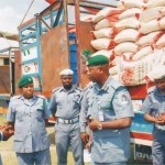 custom-officers-1