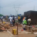Artisans hurriedly evacuating their goods