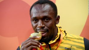 150824151042-bolt-medal-bite-super-169-1