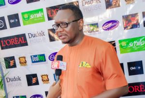 Mr-Collins-Adeyemi-on-the-Red-Carpet-370x250_c