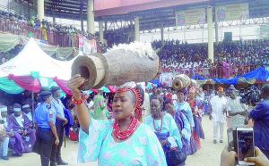 A group of palace oloris as led by wife of current Ewi