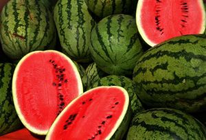 Watermelons_0F88A4E7D8BB4