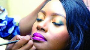 makeup-lady
