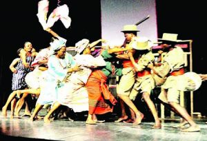 a-scene-of-fighting-between-the-policemen-and-local-women-from-soyinkas-death-and-the-kings-horseman