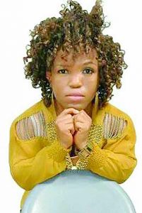 Lauritta Onye