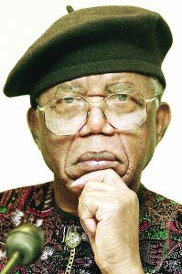 Chinua Achebe 2002