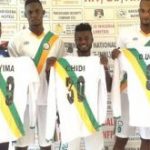 GO-ROUND-FC-DURING-UNVEILING-OF-NEW-JERSEY-310×165