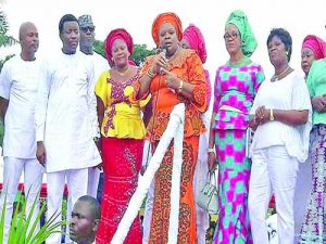 Hon Okafor (2nd left), Mrs Okorocha (middle) & other dignitaries during the exercise at Ehime Mbano