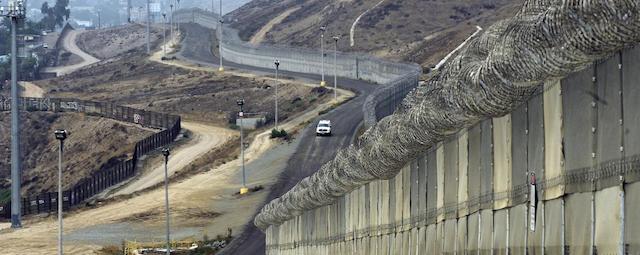 US-Mexico-Wall