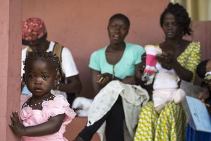 receiving_malaria_nets_in_the_gambia_thg201723557