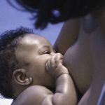 _75365366_aa_breastfeeding