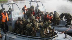 Tragedy-averted-as-JTF-commander-soldiers-escape-death-in-jetty-collapse-Premium-Times-Nigeria-678×381