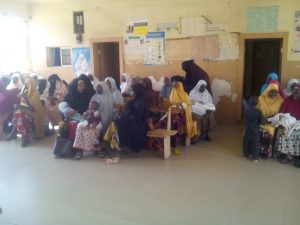 Women and children waiting to be attened to at a healthcentre in Bauchi