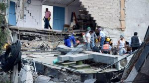 mexico-earthquake-damage-04-gty-jef-170919_16x9_608[1]
