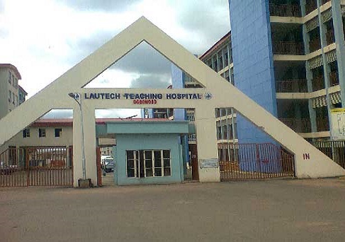 LAUTECH-teaching-hospital-front-gate
