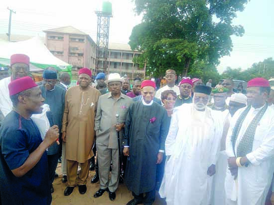 Prof Ahaneku addresing Anyaoku and others