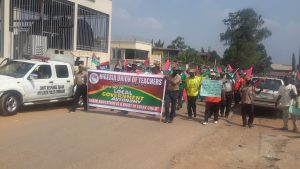 Teachers protesting in Ibadan