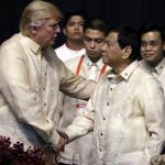 la-lb-media-apphoto_trumpphilippines-20171112-044401