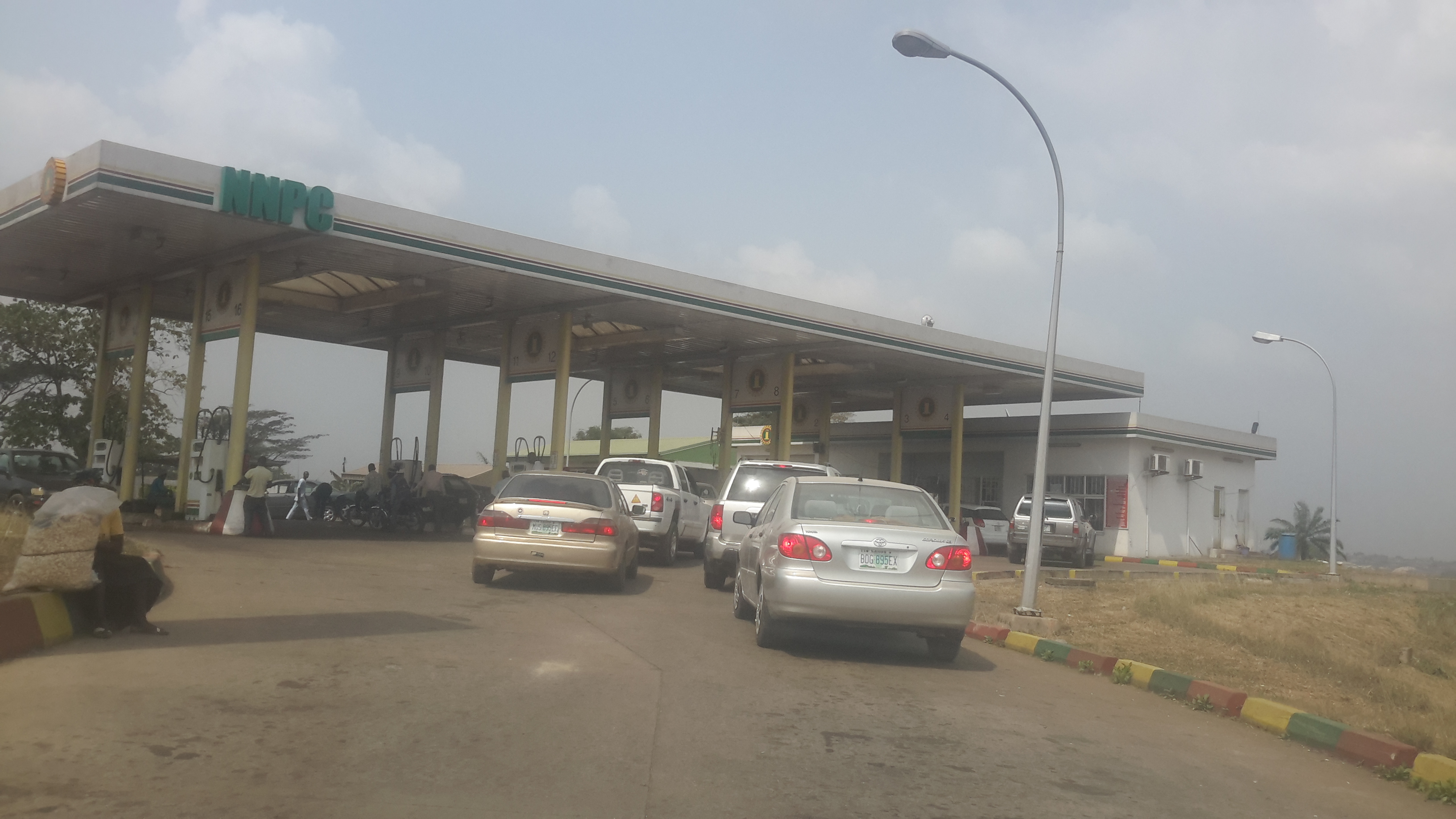 The queue for PMS at NNPC station, Akobo, Ibadan