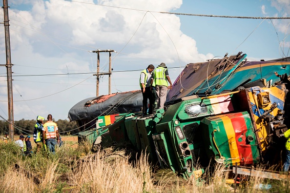 SAFRICA-ACCIDENT-TRANSPORT-TRAIN