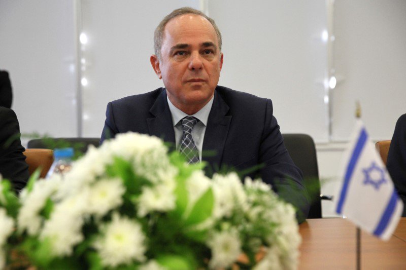 Energy Minister Yuval Steinitz threatens ASSAD