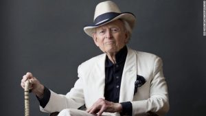 TOM WOLFE