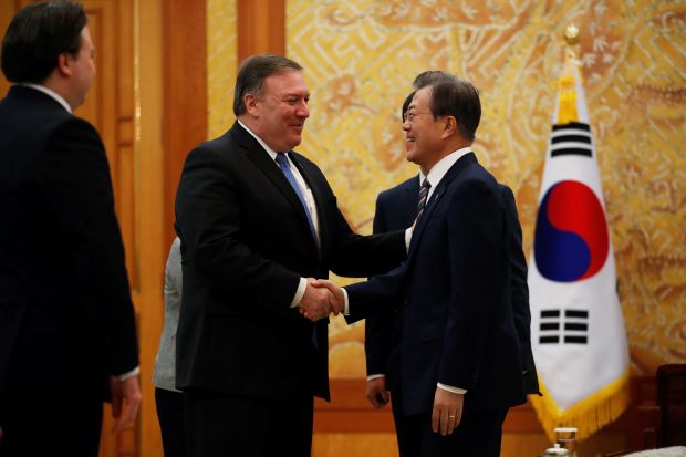 20180614T025429Z_1_LYNXMPEE5D05E_RTROPTP_4_NORTHKOREAUSASOUTHKOREA