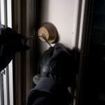 BURGLAR – SECURITY GUARD