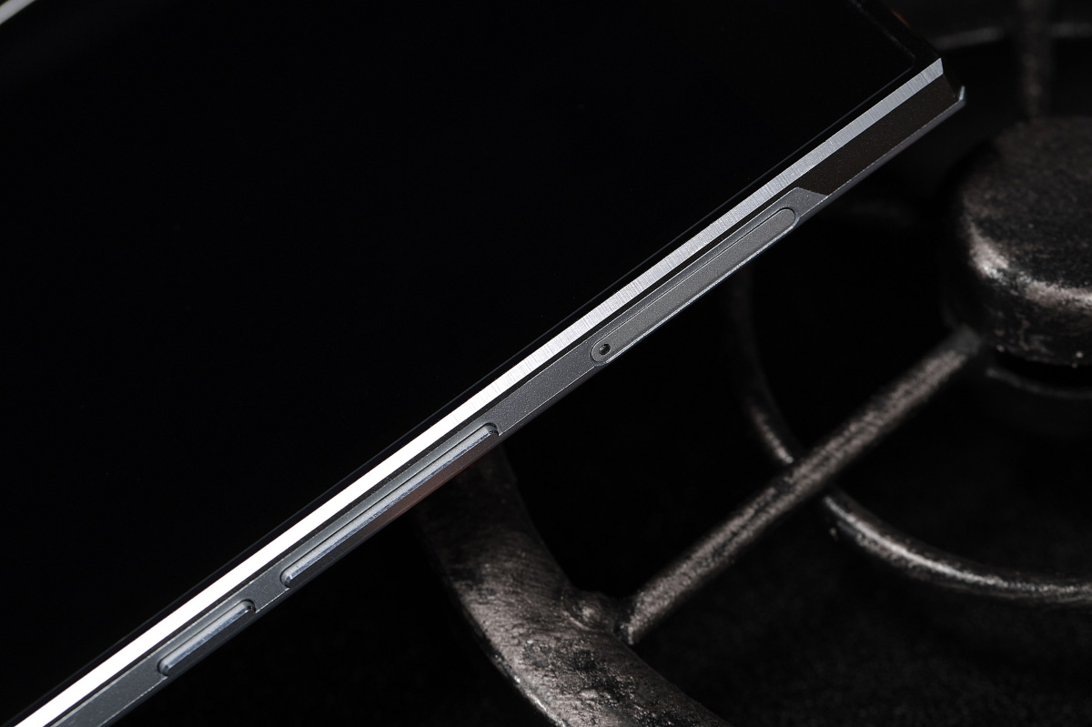 DOOGEE-F5-4G-Phablet-Image-Gallery-5