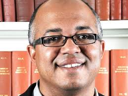 Dr Chikwe Ihekweazu