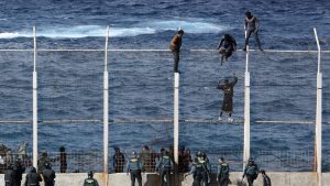 ceuta-fence-landov