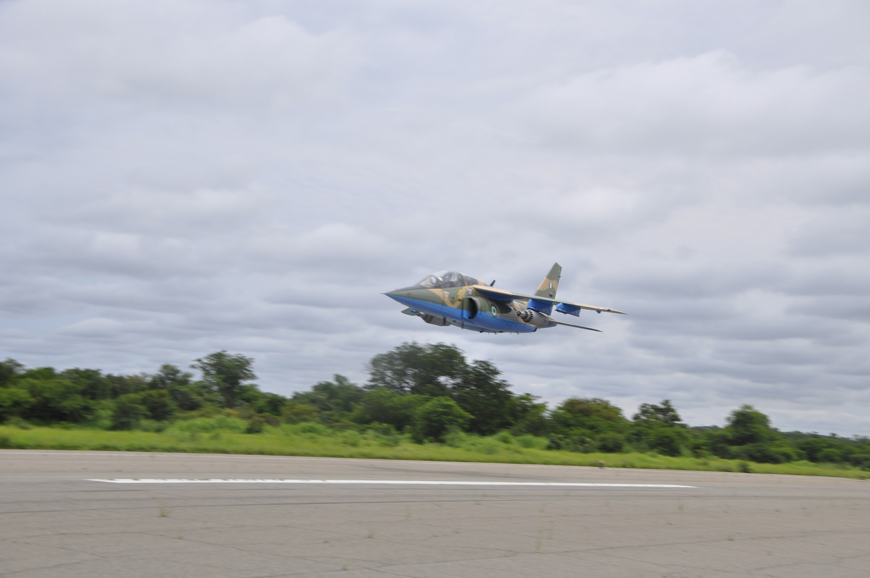 newly-weaponized-NAF-alpha-jet-returning-to-land-after-test-flown-2