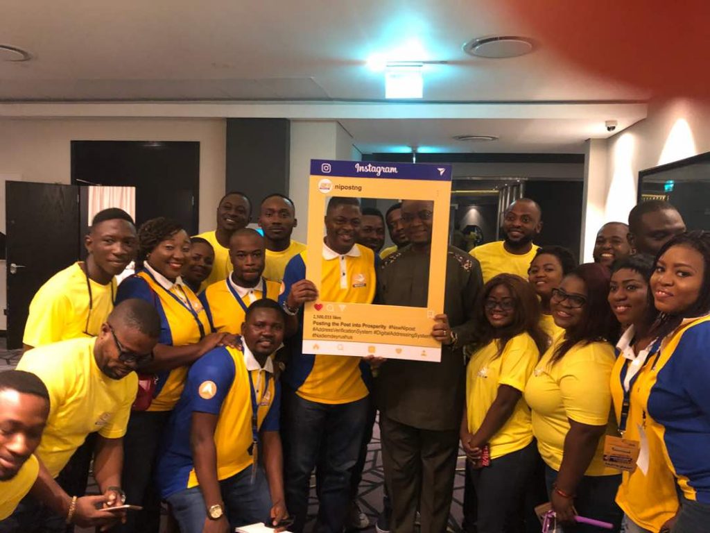 NIPOST staff with postmaster general