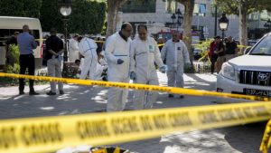 Female suicide bomber wounds 9 in Tunisia’s capital