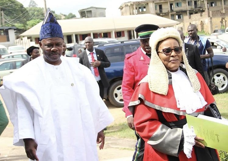 Gov. Amosun swears in new Chief Judge