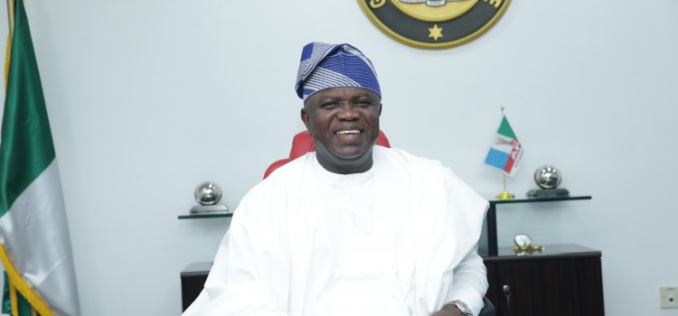 Lagos guber primary: Ambode concedes to Sanwo-Olu