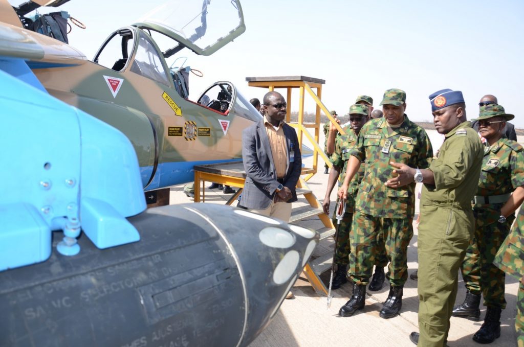 Commander-99-ACTG-Kainji-briefing-the-CAS-Air-Mshl-SB-Abubakar-and-other-senior-officers-on-the-reconfigured-Alpha-Jet_Fotor