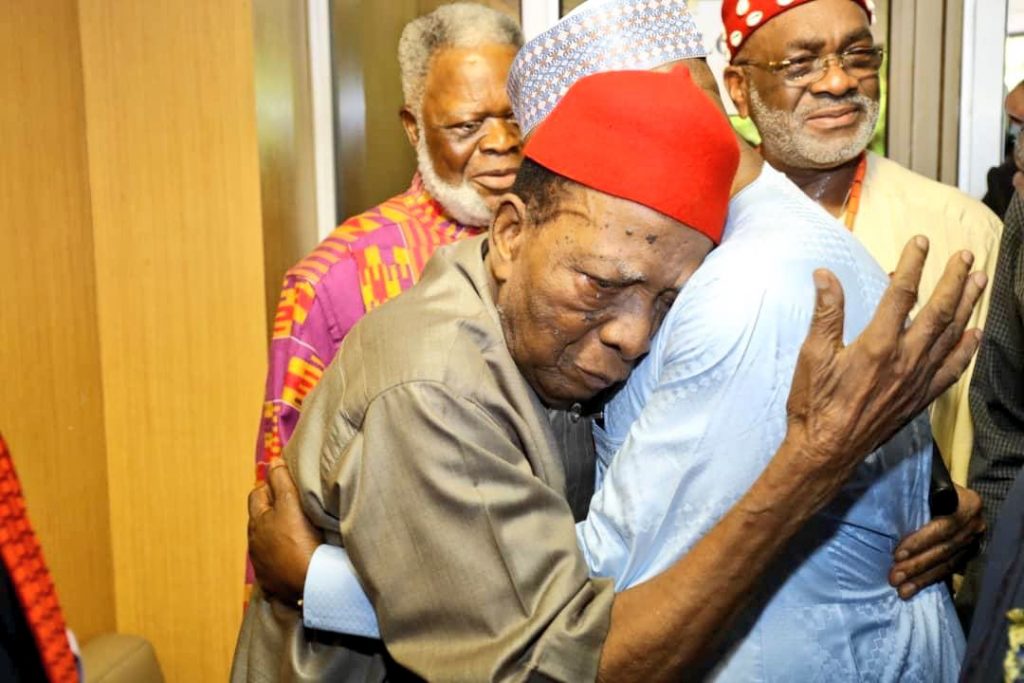 Prof Ben Nwabueze embraces Atiku Abubakar