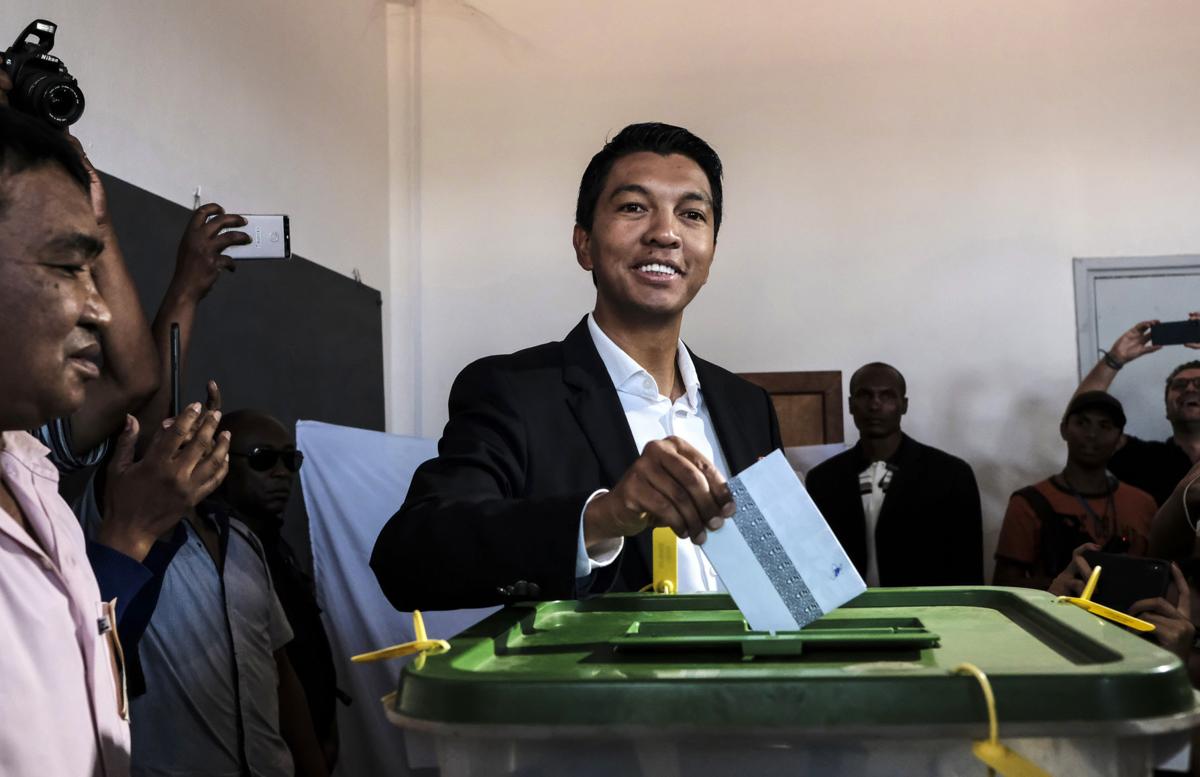 Madagascar headed for runoff poll in presidential race