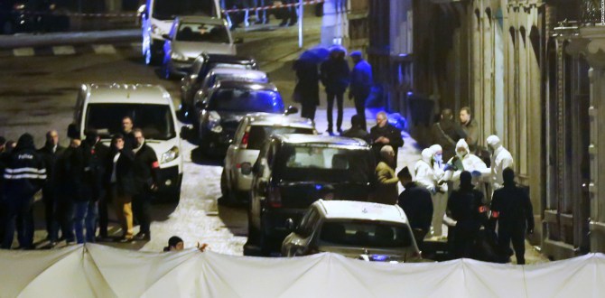 convoy-carrying-british-belgian-pms-hit-by-car-media