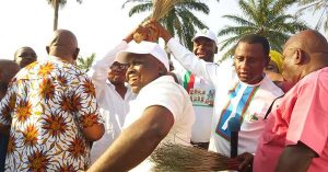 Ex-Abia Speaker, governor’s aide, 10,000 PDP supporters defect to APC