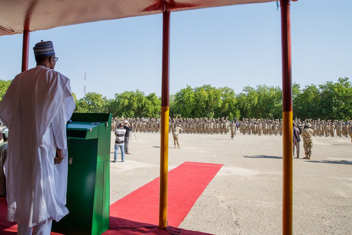 Buhari drafts defence, army chiefs to Borno