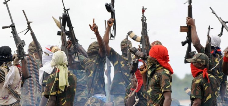 Niger-Delta-Militants-2805