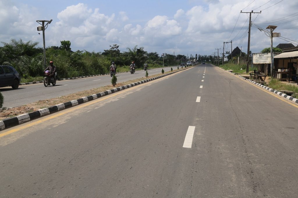 Okowa_roads