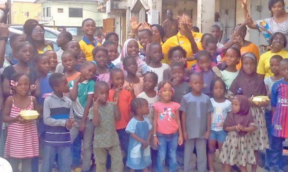 children at the party