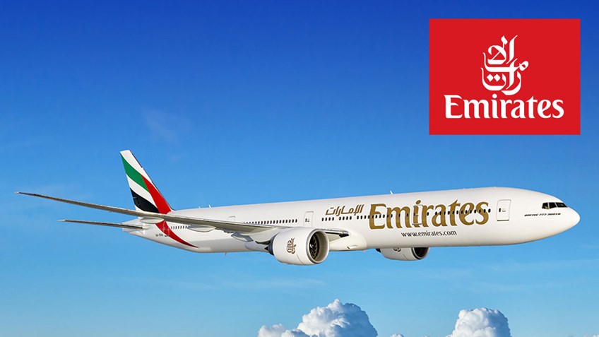 emirates-b777-with-logo