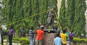 ghana-gandhi-statue-pulled-down