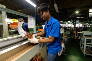 Japan to offer foreign workers multilingual services