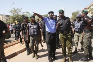 nigerian-police-e1450467498288