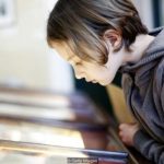 Museum display cabinet